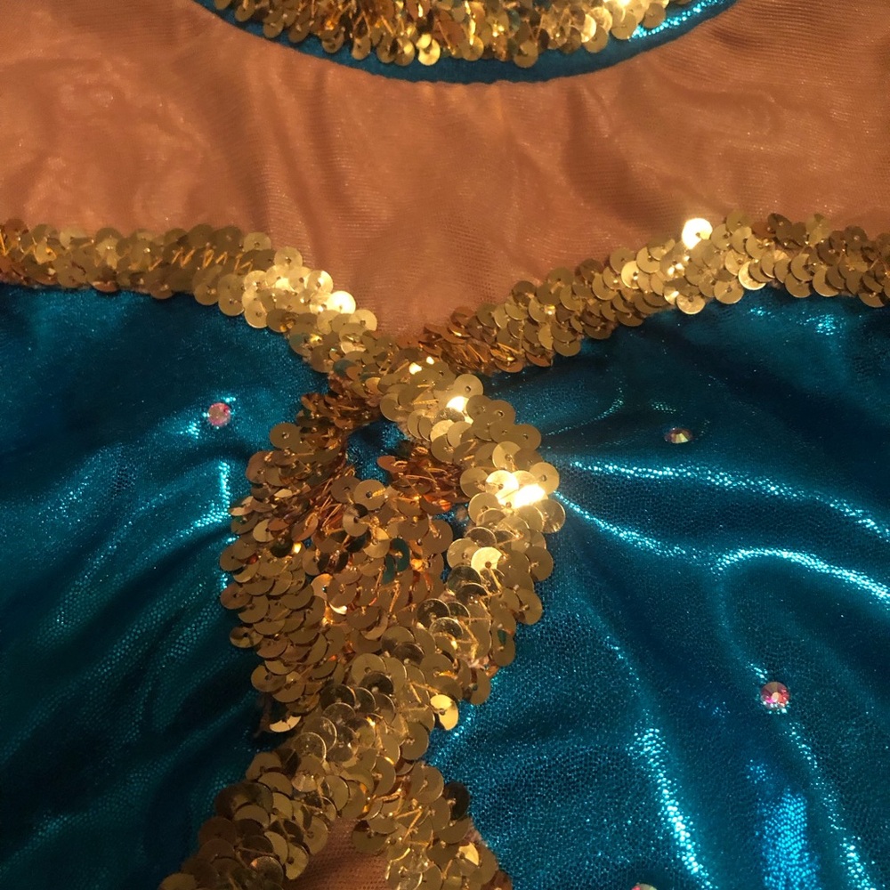 Custom dance uniform - Picture 4 of 7